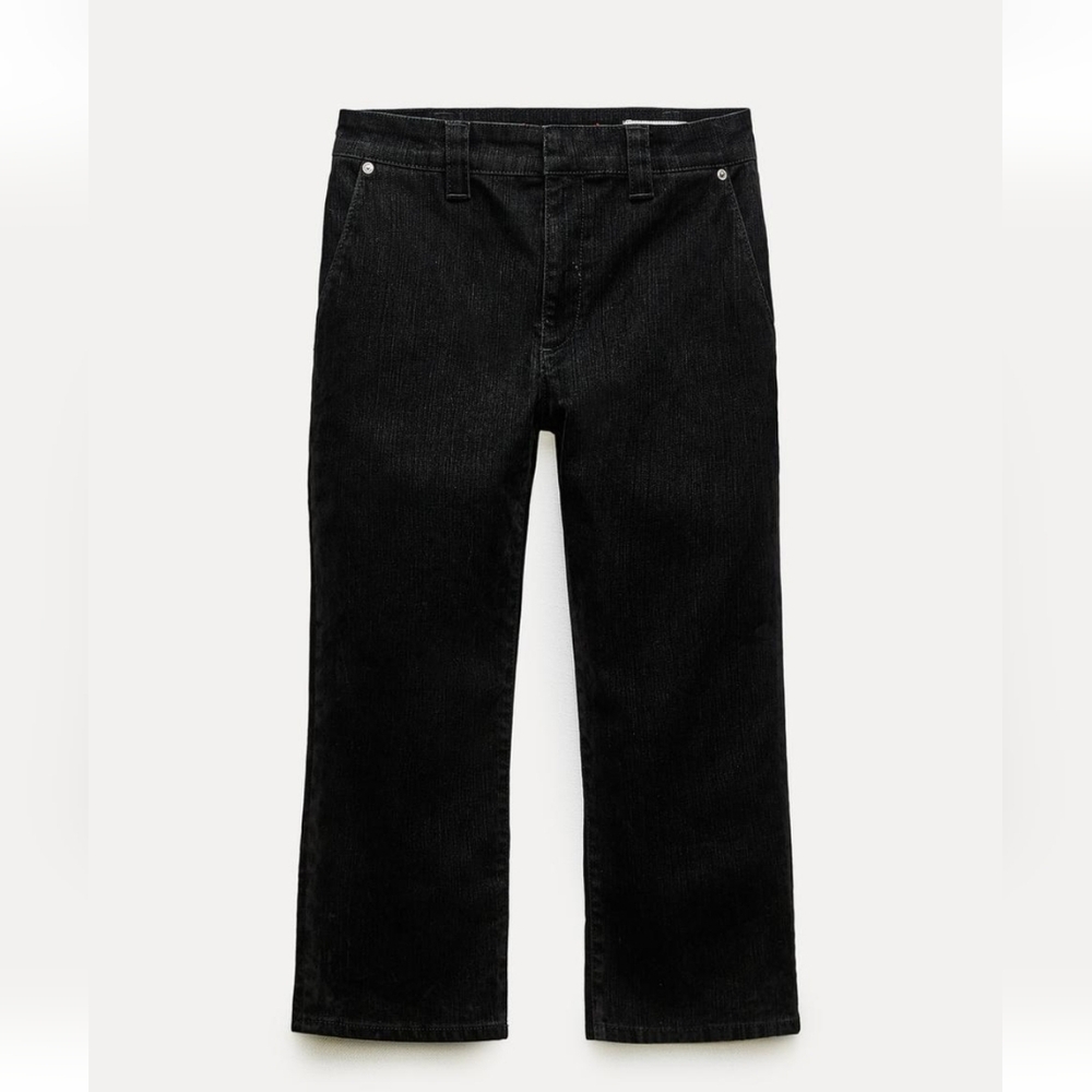 🆕️ Zara Flocked Capri Jeans